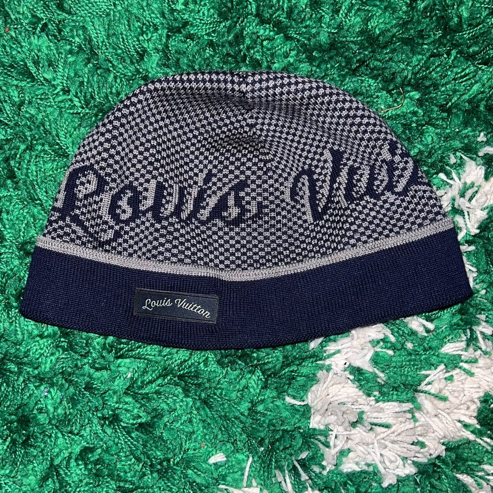 Wool Louis Vuitton beenie 100% 🔥